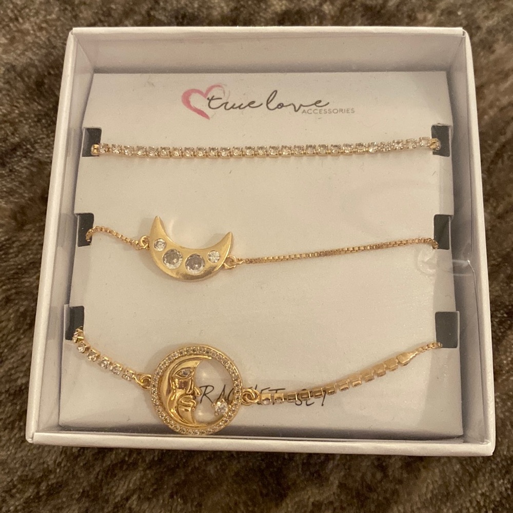 💕True Love Accessories Three‎ Bracelet Set💕